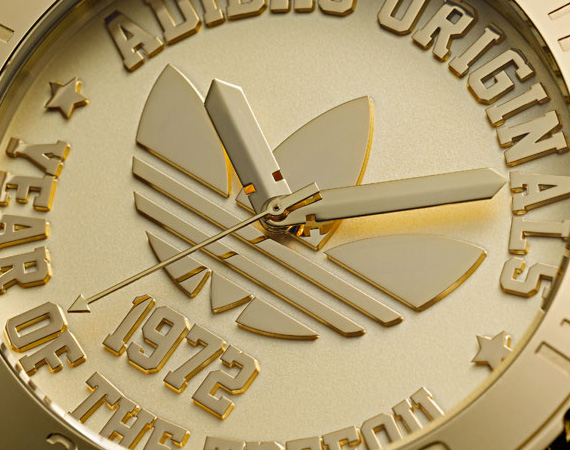 Adidas Originals 40th Anniversary Trefoil Logo Watch 02