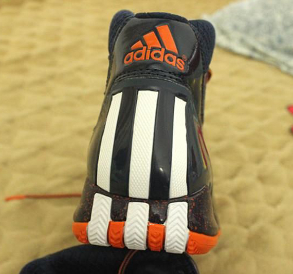 Adidas Rose 3 Chicago Bears 9