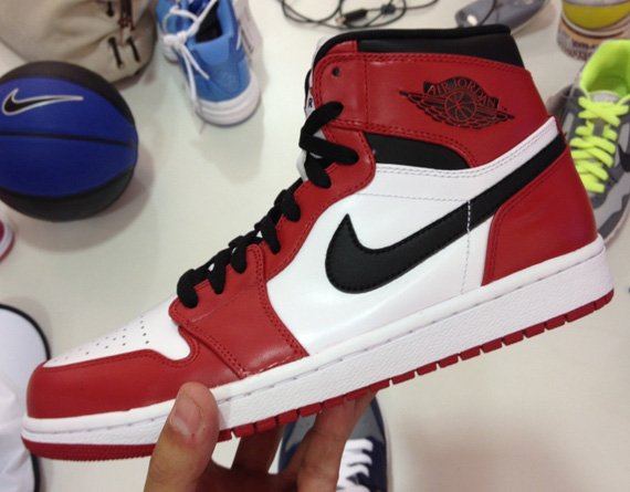 Air Jordan 1 High White Red Black 1