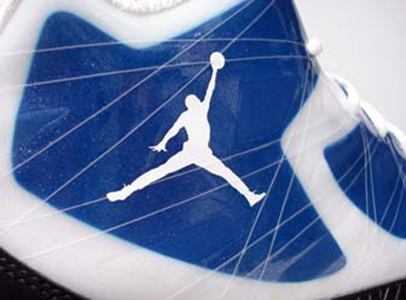 Air Jordan 2012 Lite White Blue Black 7