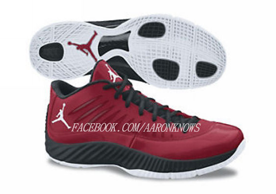 Jordan Super Fly Low Black Red White