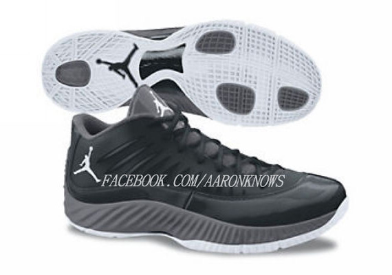 Jordan Superfly Low Black Grey White