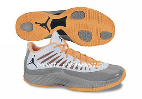 Jordan Superfly Low Grey Orange