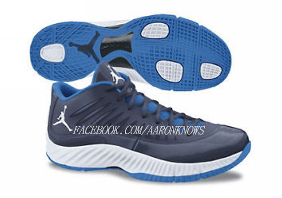 Jordan Superfly Low Navy White