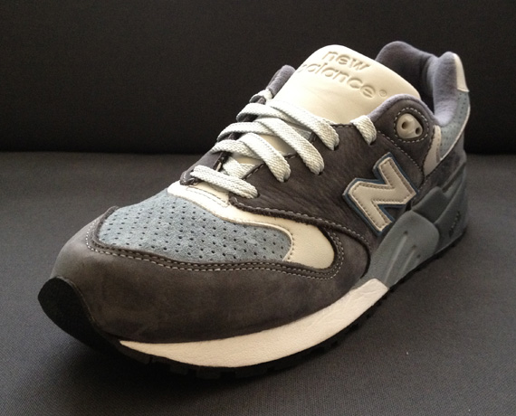 Kith New Balance 999 Blue Steel Detailed Images 3