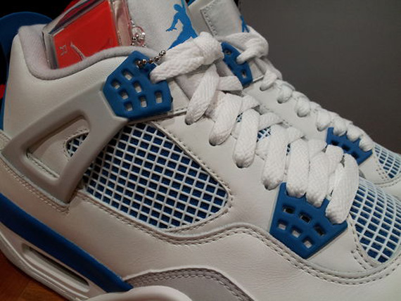 Air Jordan IV “Military” – Release Reminder