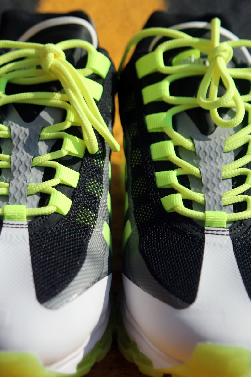 Nike Air Max 95 360 Black Grey Volt 4