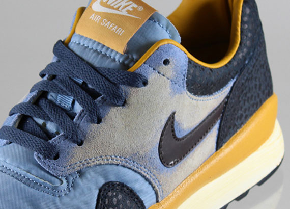 Nike Air Safari Vntg Available