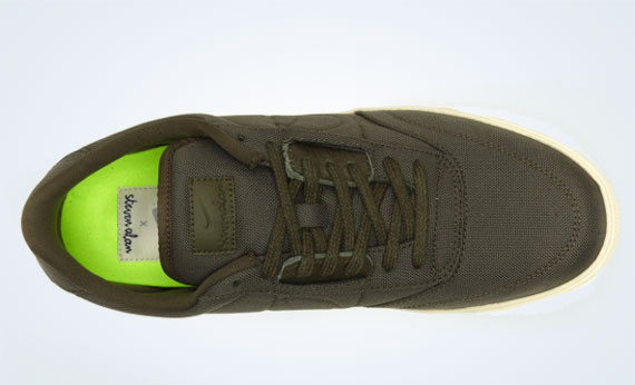 Nike Alan Leshot Olive 3