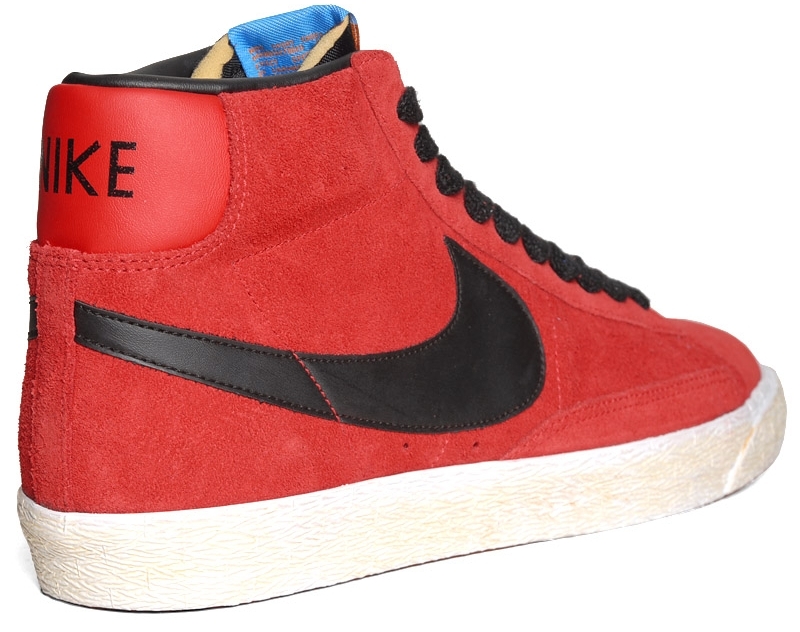 Nike Blazer Mid Prm Suede 01