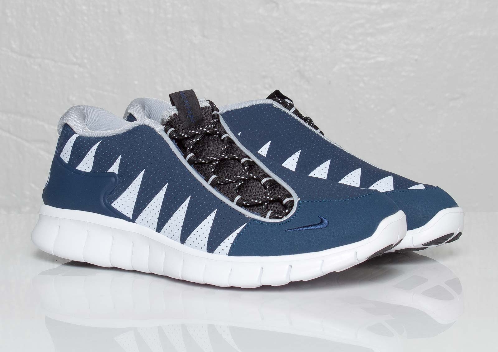 Nike Footscape Free Sawtooth Pack Available 02
