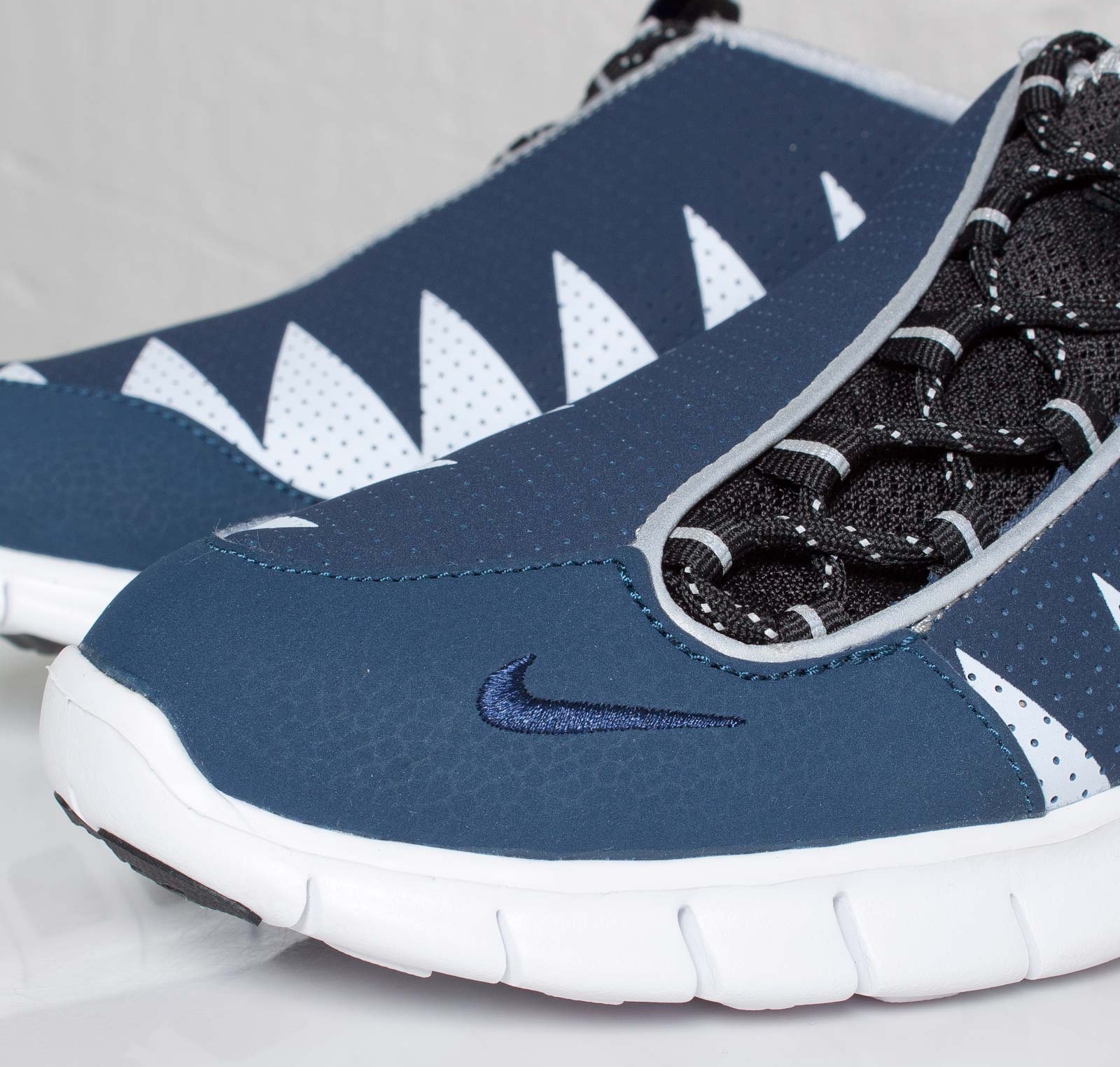 Nike Footscape Free Sawtooth Pack Available 12