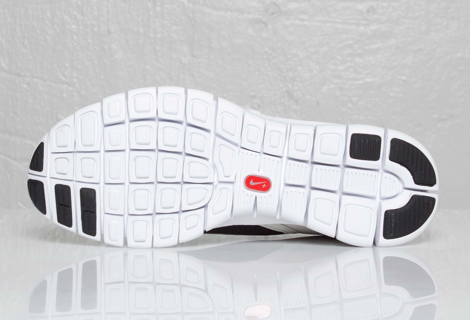 Nike Footscape Free Sawtooth Pack Available 18