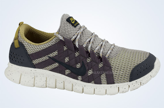 Nike Free Powerlines 525267 001 1