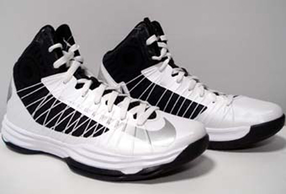 Nike Lunar Hyperdunk White Black Silver 4