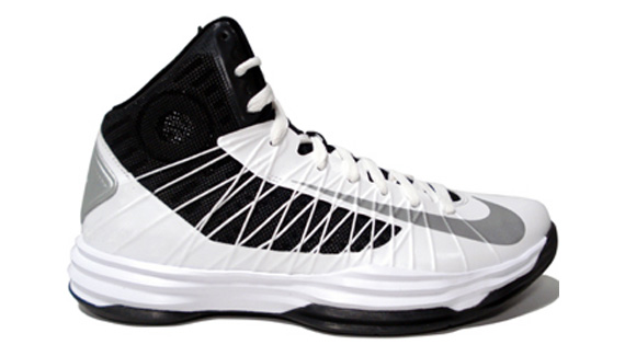 Nike Lunar Hyperdunk White Black Silver 5