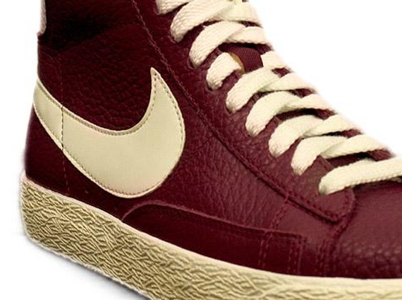 Nike WMNS Blazer Mid - Bordeaux - Sail