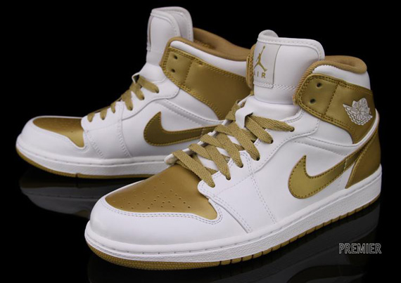 Air Jordan 1 Metallic Gold 5