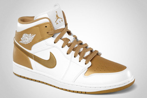 Air Jordan 1 Phat Golden Moment