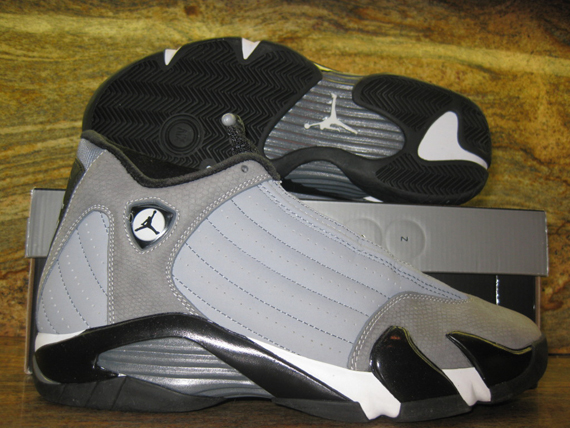 Air Jordan Xiv Stealth Black Light Graphite White 7