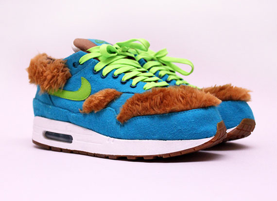 Air Max 3 Bears Customs 2