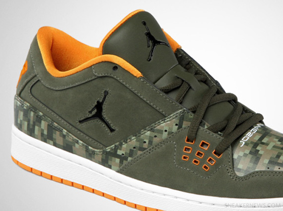 Jordan 1 Flight Low “Digi-Camo”