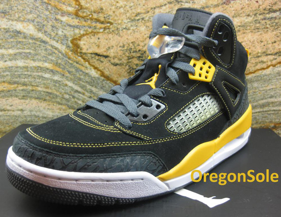 Jordan Spizike Black Yellow Sample 2