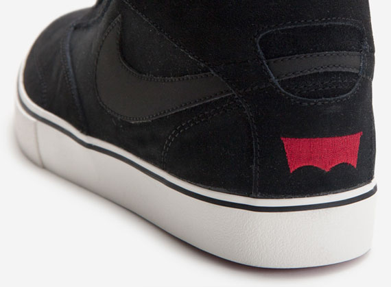 Levi's x Nike SB Omar Salazar LR - Available