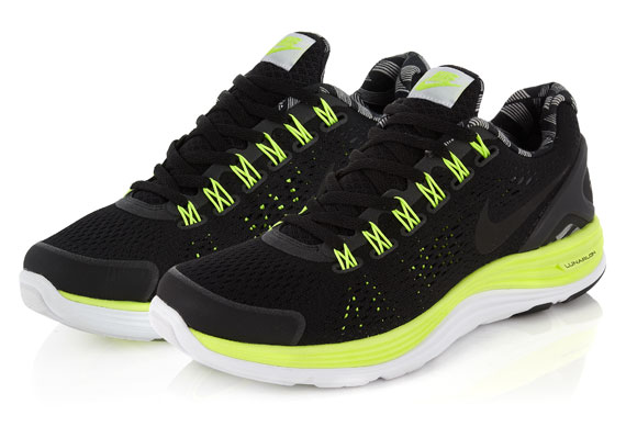 Liberty X Nike Sportswear Lotus Jazz Lunarglide 1