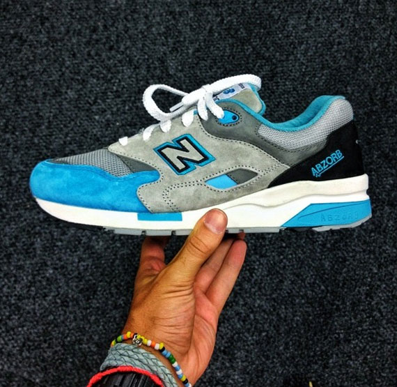 New Balance 1600 2013 Sample 2