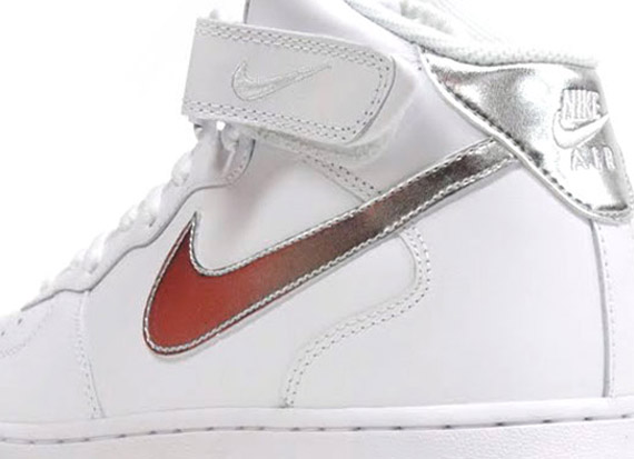 Nike Air Force 1 Mid – White – Metallic Silver