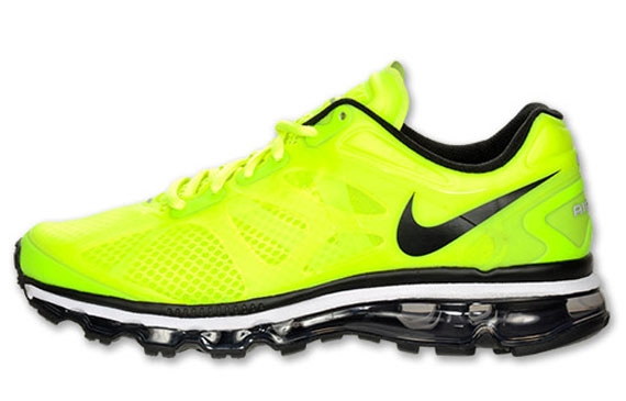 Nike Air Max 2012 Volt 3