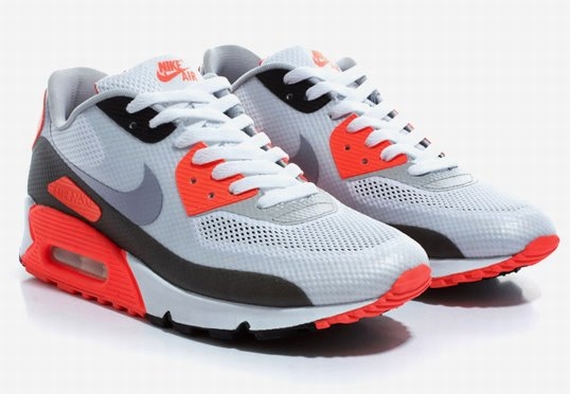 Nike Air Max 90 Hyperfuse Release Date