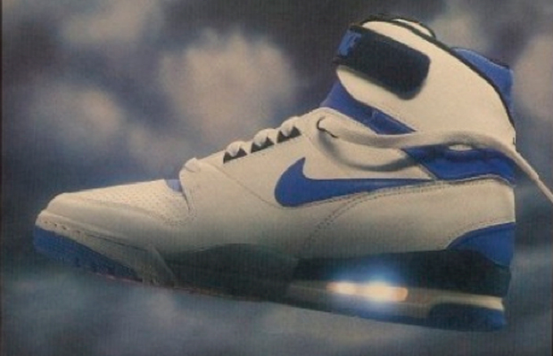 Nike Air Revolution 80s