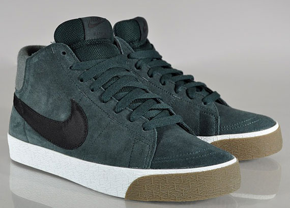 Nike Blazer Mid LR “Seaweed”