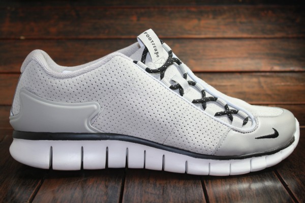 Nike Footscape Free Microperf Suede 5