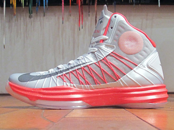 Nike Lunar Hyperdunk Sport Pack Platinum Dark Grey Bright Crimson 2