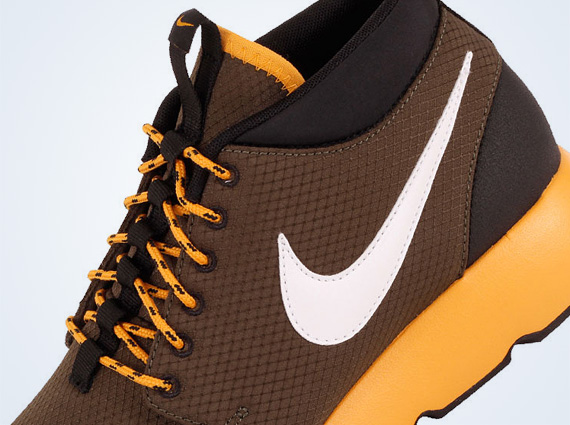 Nike Roshe Run Trail - Cargo Khaki - Canyon Gold