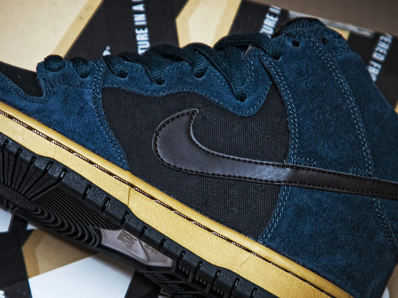 Nike Sb Dunk High Classic Charcoal Tar 1