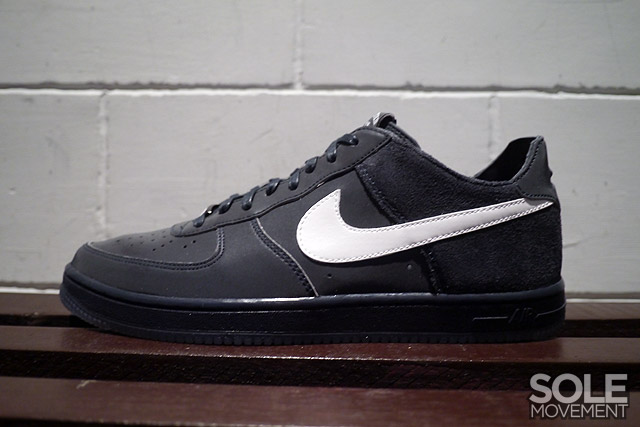 Nike Wmns Air Force 1 Low Light Medal Stand 2