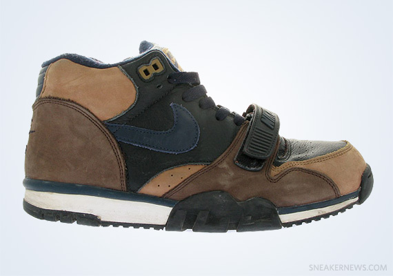 Classics Revisited: Nike Air Trainer 1 SB “Paul Brown” (2003)