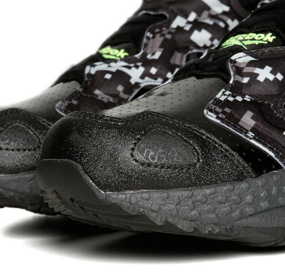 Reebok Pump Fury Black Charged Green Digi Camo 7