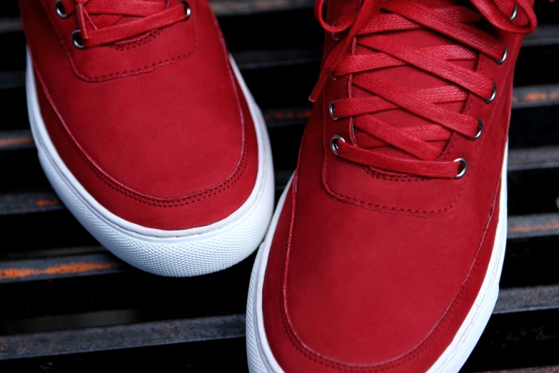 Ronnie Fieg Filling Pieces July 4th Capsule 10