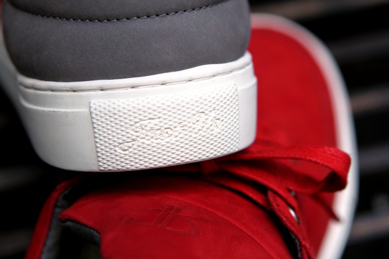 Ronnie Fieg Filling Pieces July 4th Capsule 12