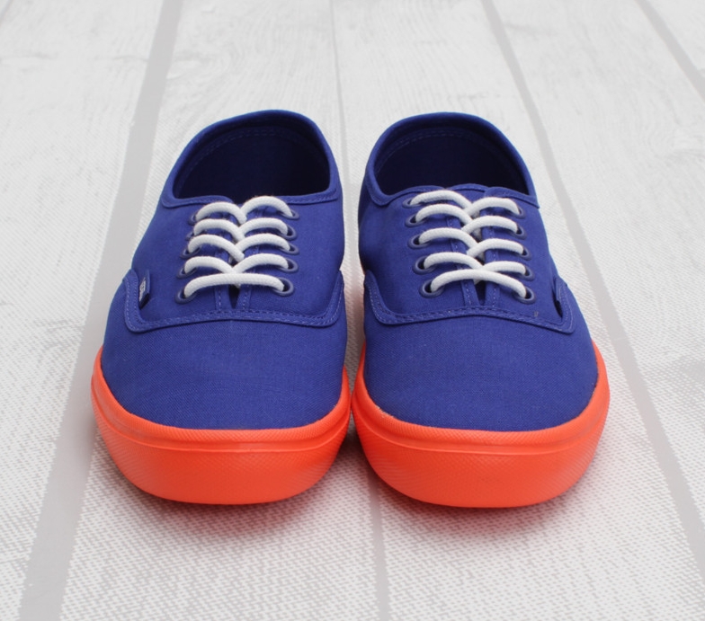 Vans Pop Authentic Lite 02