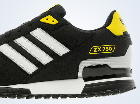 adidas Originals ZX 750 - Black - White - Metallic Silver