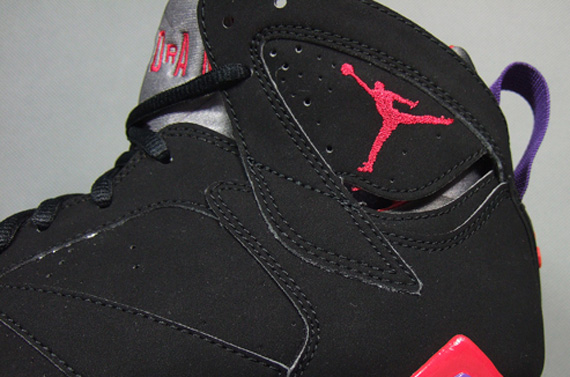 Air Jordan Vii Raptors Black Red 12