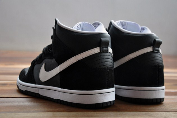 Black White Sb Dunk Hi 4