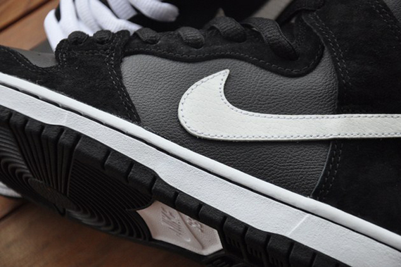 Black White Sb Dunk Hi 5