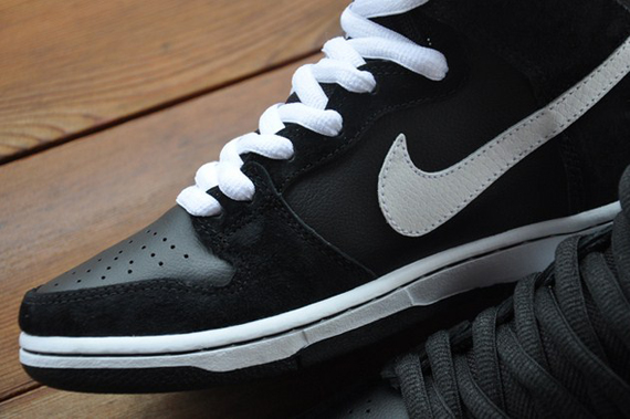 Black White Sb Dunk Hi 6